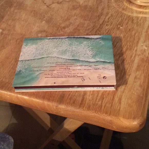 Makeup - Picture 3 of 3